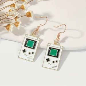 🚨🎮Game boy earrings